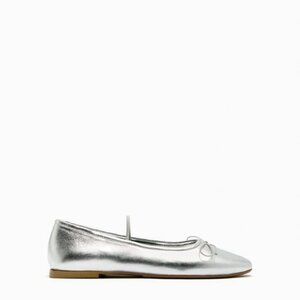 ZARA METALLIC LEATHER FLATS WITH BOW SILVER SZ 8/39 Ref 2589/110